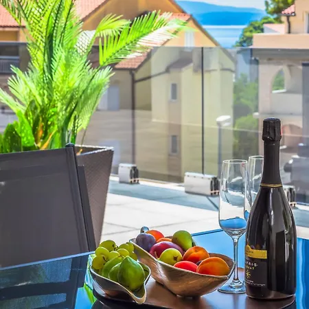 Delux Selina * Baška Voda